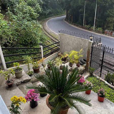 Williams Homestay Kurseong Eksteriør billede