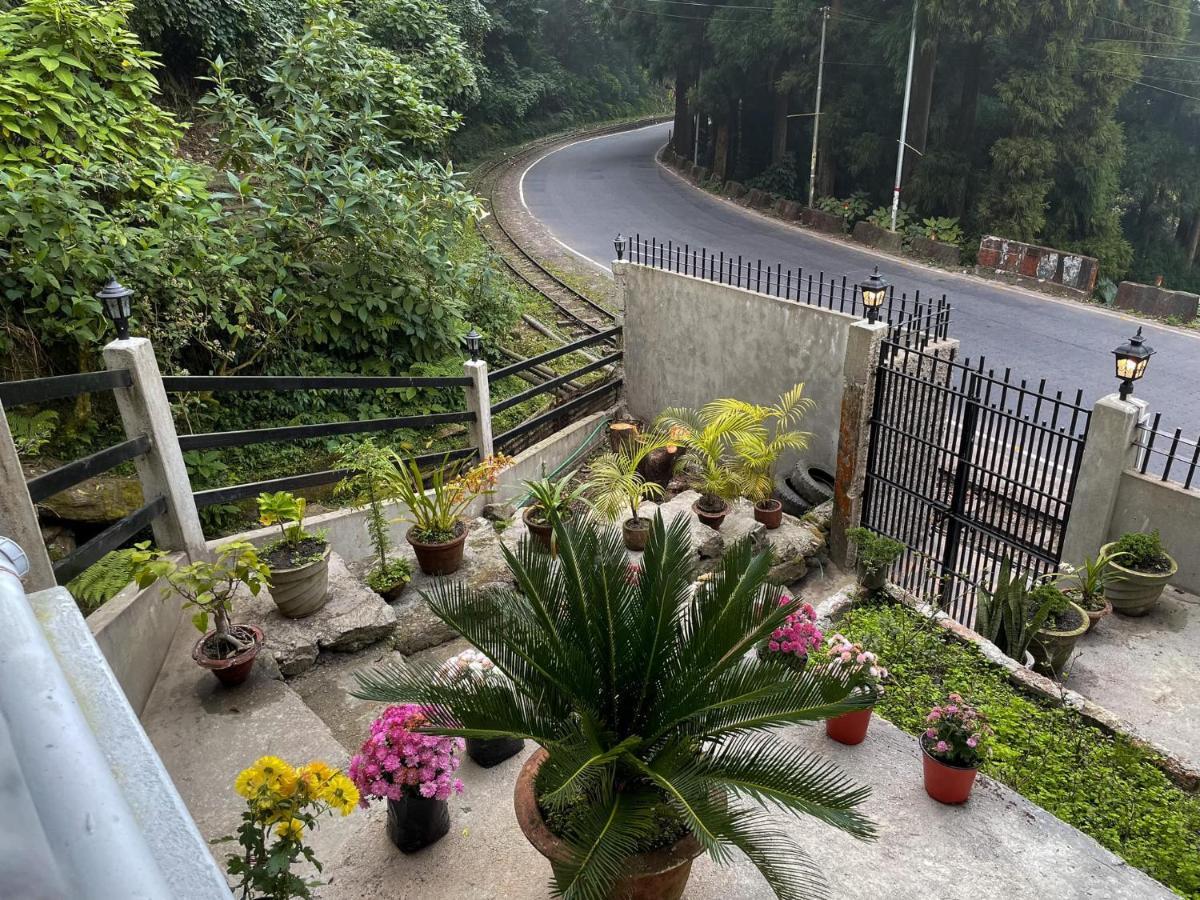 Williams Homestay Kurseong Eksteriør billede