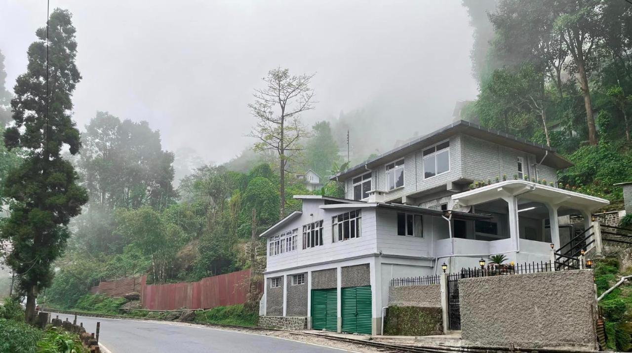 Williams Homestay Kurseong Eksteriør billede