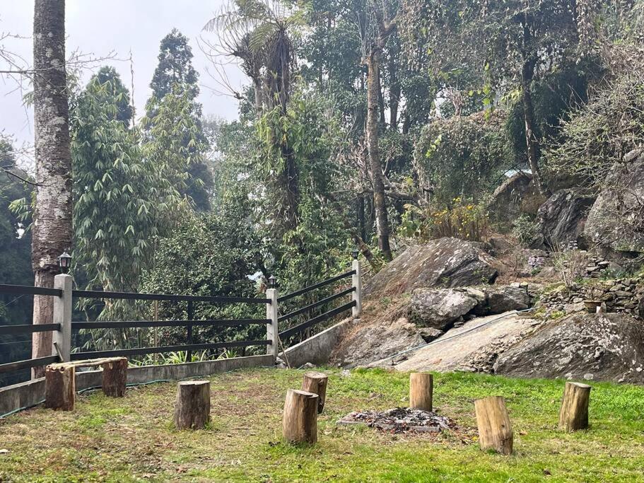 Williams Homestay Kurseong Eksteriør billede